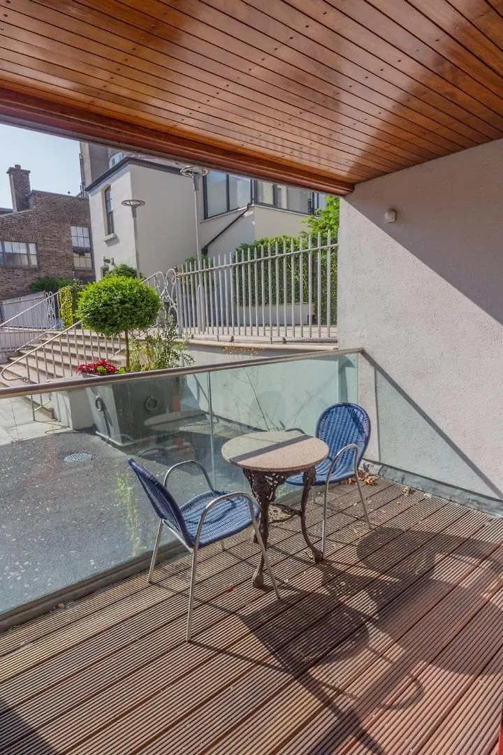 Guestready - Stylish Living On Baggot Street Daire Dublin