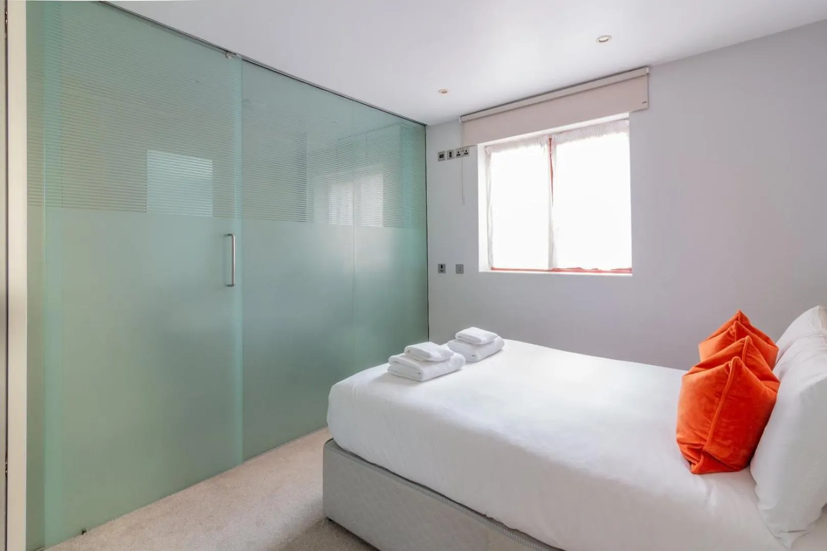 Guestready - Stylish Living On Baggot Street Daire Dublin 0*,